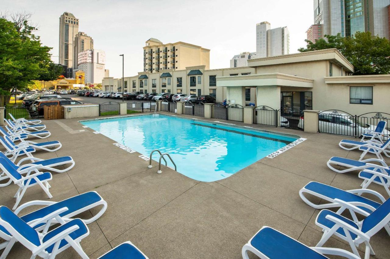 Comfort Inn Fallsview Niagara Falls Exteriér fotografie